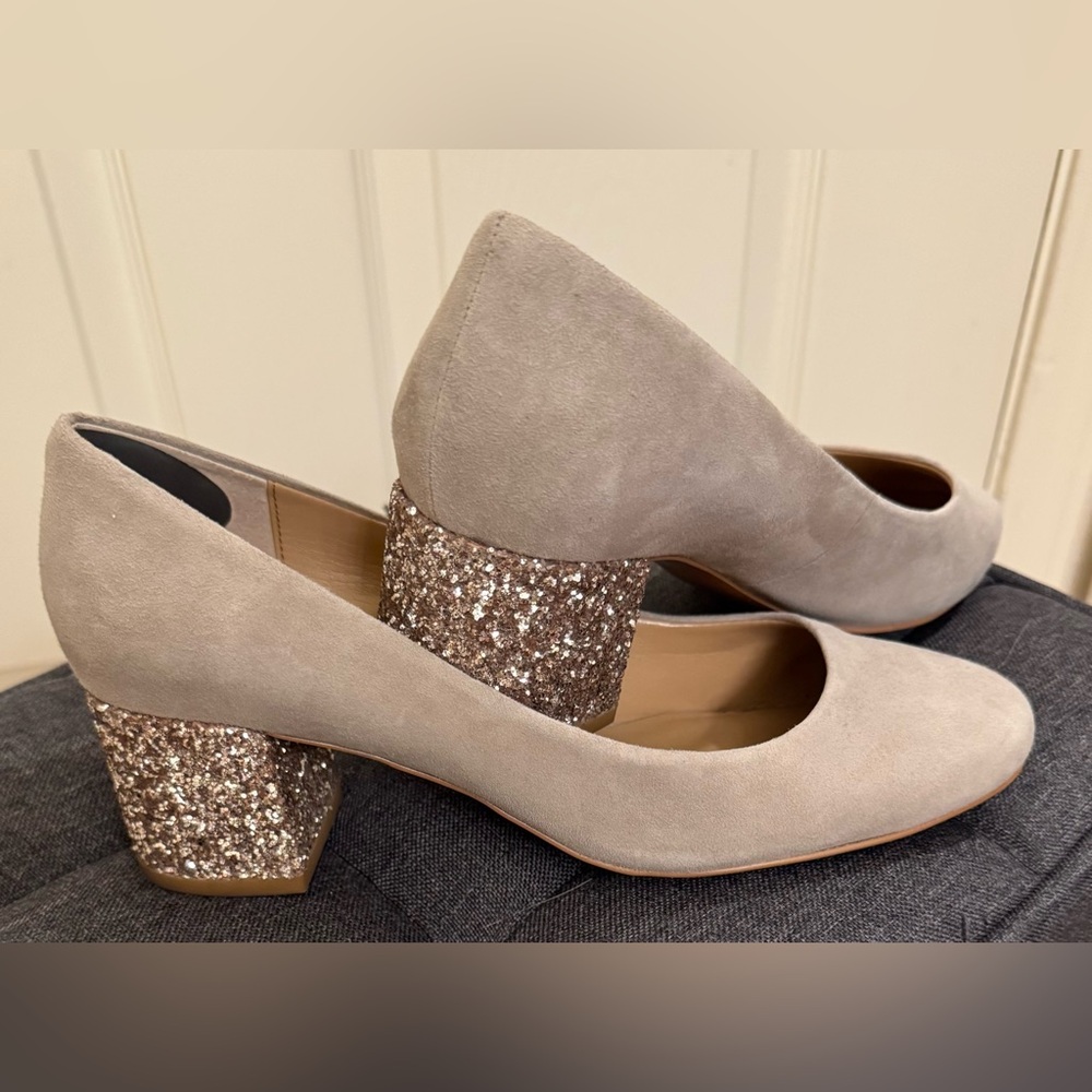 Banana Republic Beige Block Glittered Heel Suede Shoes size 9 - Picture 4 of 7